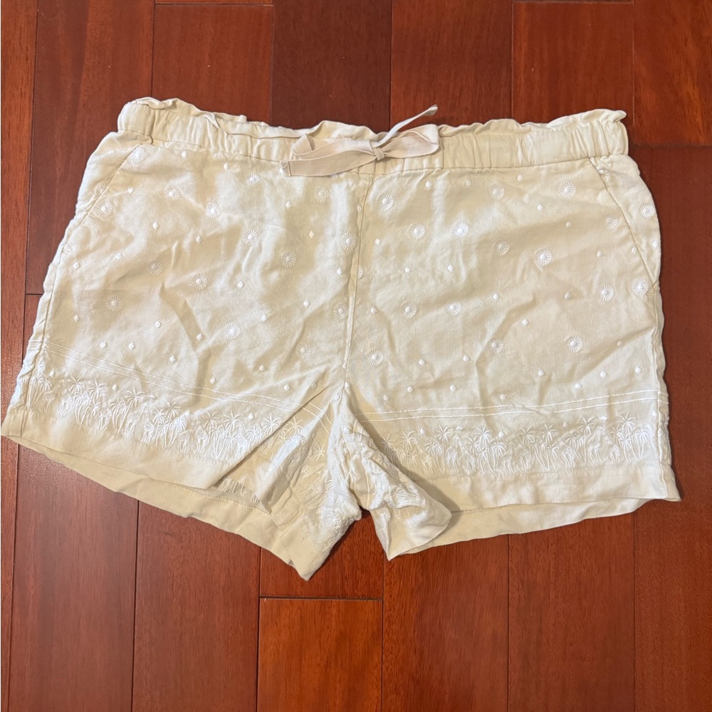 Loft Women's Cream Embroidered Shorts XL